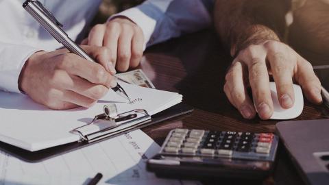 Descubre lo que te costaría un litro gasóleo de calefacción si no tuviera impuestos.